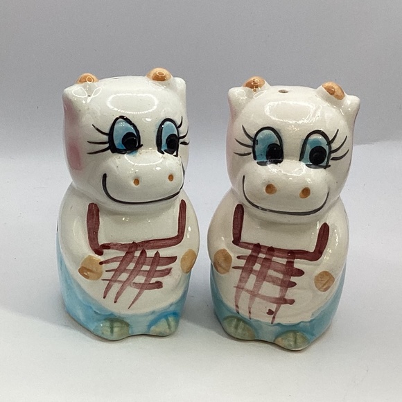 Salt and Pepper Shakers Mid Century  Japan with Stoppers 3.5" - Picture 1 of 4